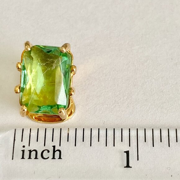 Vintage Green Glass Clip On Earrings Jeweled Cut Gold Plated Huggie 70's USA - Picture 9 of 10